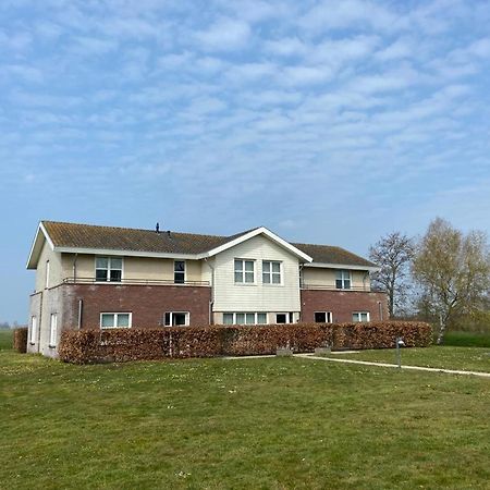 Landhotel De Ijsvogel 圣尼古拉斯哈 外观 照片
